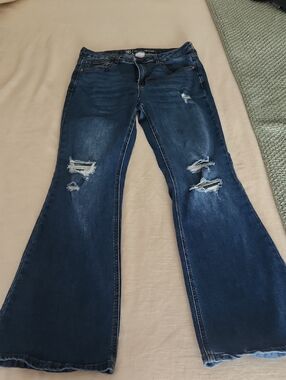 No Boundaries  Flared Women’s Jeans 11
